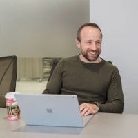 teachers-life-employee-boardroom-smiling